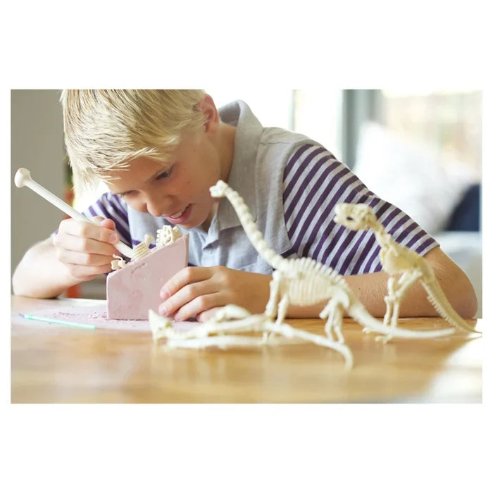 4M - KidzLabs Dig a Mammoth Skeleton Excavation Kit - Multicolor