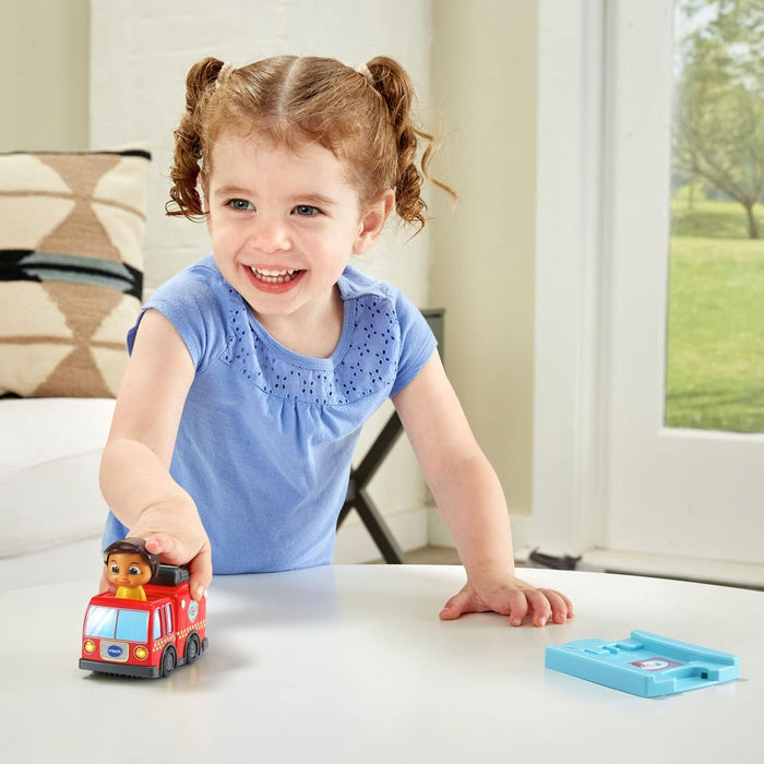 Cocomelon Go! Go! Smart Wheels Nina'S Fire Truck & Track