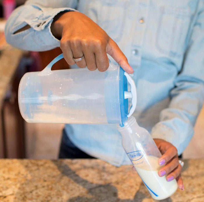 Dr. Brown's Formula Mixing Pitcher.