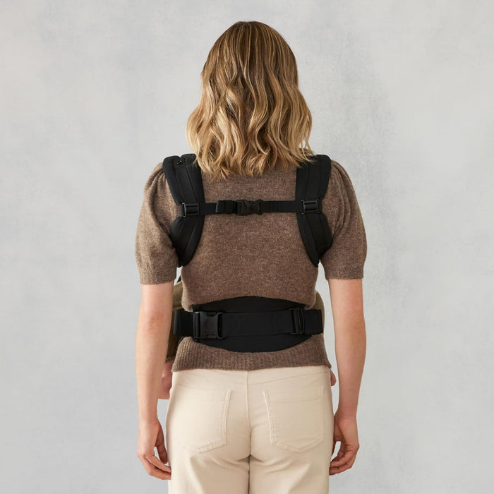Ergobaby Omni Classic Pure Black Carrier