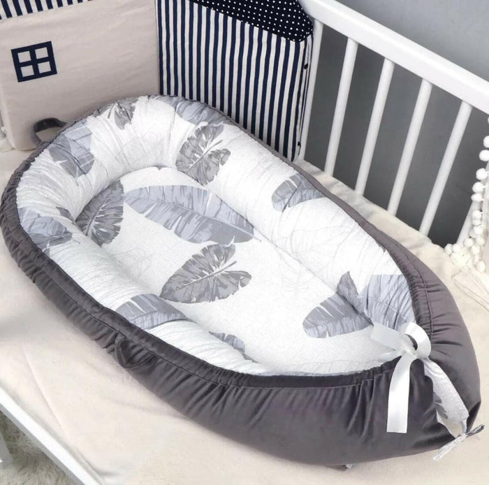 Baby Nest for Co Sleeping, Portable Ultra Soft Breathable Newborn Lounger Crib (Leaves).